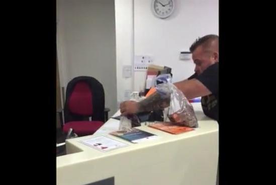 British-man-pays-80-fine-in-pennies-at-council-office