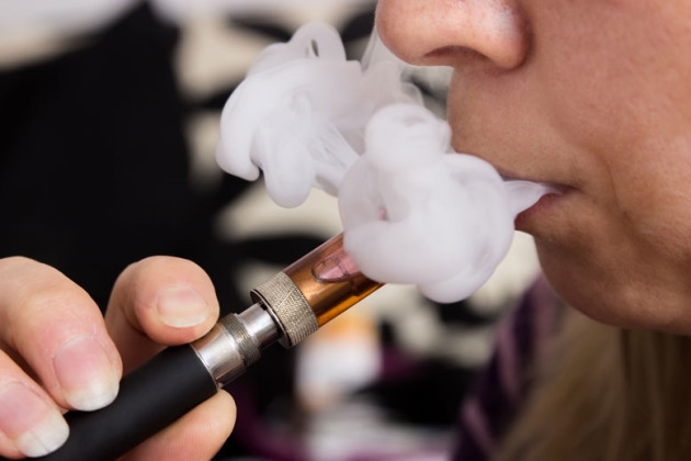 E-Cigarette-Users-Tend-to-Smoke-Less-and-Increase-Quit-Attempts
