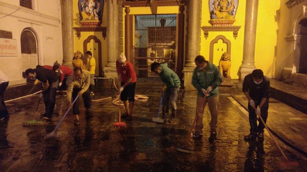 Khem's team cleaning Pashupati Nath temple in Kathmandu.