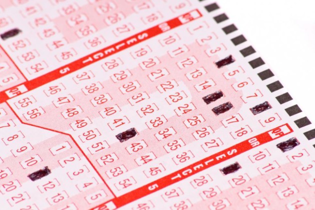Grandmas-first-try-at-lottery-game-earns-big-jackpot